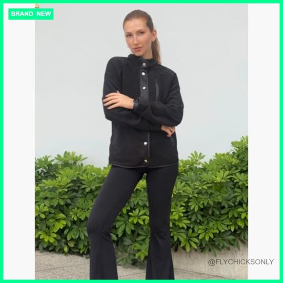 Cozy Fleece Jacket with Western Aztec Print Snap Button Pockets - Picture 4 of 7